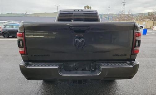 2021 RAM 3500 Laramie Crew Cab 4x4 8' Box