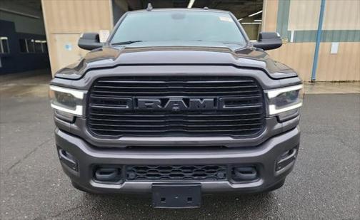 2021 RAM 3500 Laramie Crew Cab 4x4 8' Box