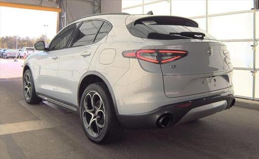 2024 Alfa Romeo Stelvio Ti