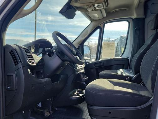 Bright White Clearcoat 2025 RAM ProMaster 1500 Base