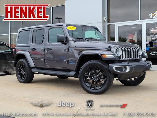 Granite Crystal Metallic Clearcoat 2025 Jeep Wrangler 4xe Sahara