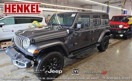 Granite Crystal Metallic Clearcoat 2025 Jeep Wrangler 4xe Sahara