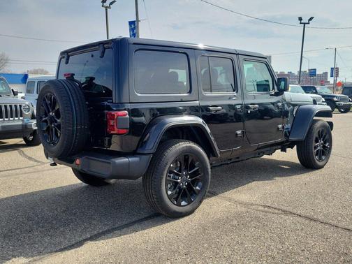 2025 Jeep Wrangler 4xe Sahara