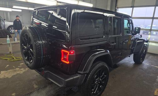 2025 Jeep Wrangler 4xe Sahara