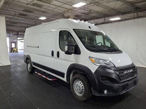 2025 RAM ProMaster 2500 Tradesman