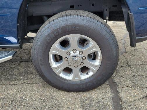 2024 RAM 2500 Big Horn Crew Cab 4x4 6'4' Box