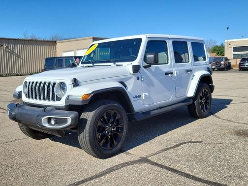 Bright White Clearcoat 2025 Jeep Wrangler 4xe Sahara