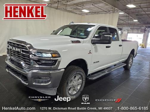 2025 RAM 2500 Big Horn Crew Cab 4x4 8' Box