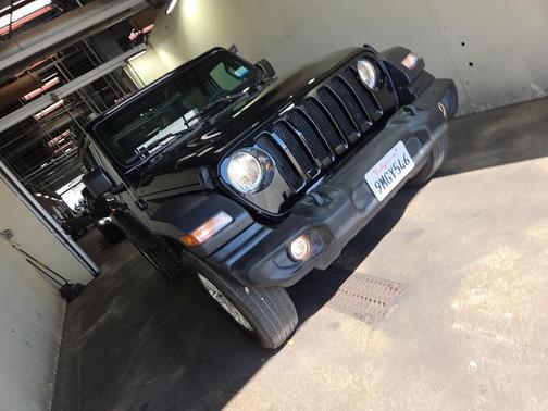 Black Clearcoat 2023 Jeep Wrangler Sport S