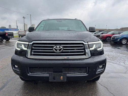 2018 Toyota Sequoia SR5