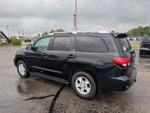 2018 Toyota Sequoia SR5