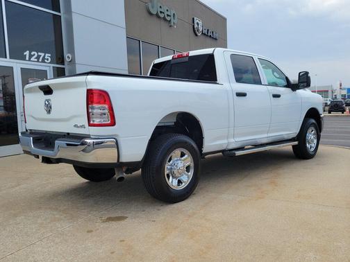 Bright White Clearcoat 2024 RAM 2500 Tradesman Crew Cab 4x4 6'4' Box