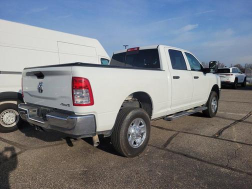 Bright White Clearcoat 2024 RAM 2500 Tradesman Crew Cab 4x4 6'4' Box
