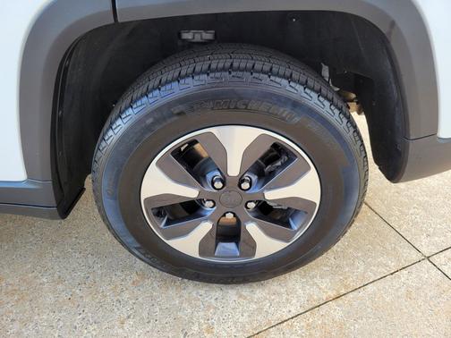 Bright White Clearcoat 2023 Jeep Grand Cherokee 4xe Base