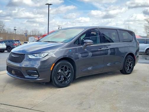 2022 Chrysler Pacifica Hybrid Limited