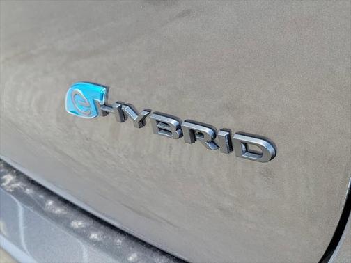 2022 Chrysler Pacifica Hybrid Limited