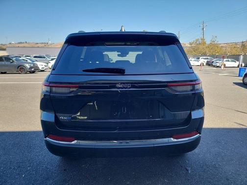 Rocky Mountain Pearlcoat 2023 Jeep Grand Cherokee 4xe Base
