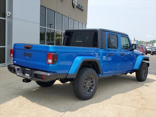 2025 Jeep Gladiator Sport S