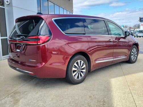 2023 Chrysler Pacifica Hybrid Limited