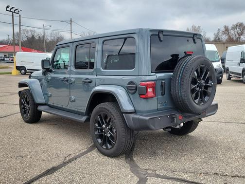 Anvil Clearcoat 2025 Jeep Wrangler 4xe Sahara