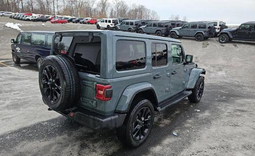 2025 Jeep Wrangler 4xe Sahara