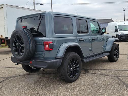 Anvil Clearcoat 2025 Jeep Wrangler 4xe Sahara