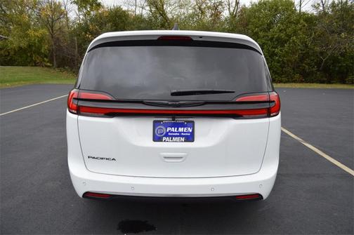 2026 Chrysler Pacifica L