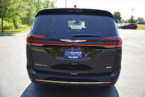 2025 Chrysler Pacifica L