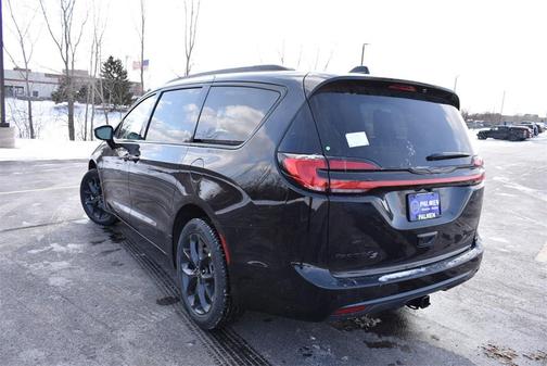 2026 Chrysler Pacifica Limited