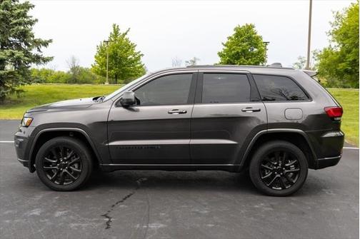 2021 Jeep Grand Cherokee Laredo