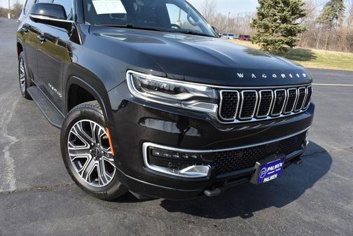 Diamond Black Crystal Pearlcoat 2025 Jeep Wagoneer 4x4