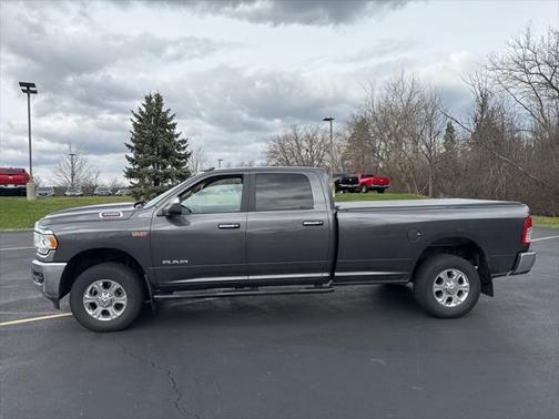 2019 RAM 3500 Big Horn Crew Cab 4x4 8' Box