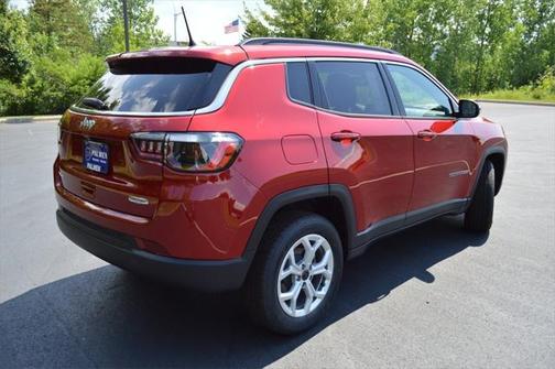 2025 Jeep Compass Latitude