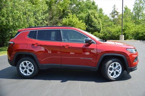 2025 Jeep Compass Latitude