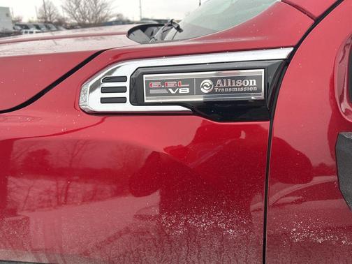 2025 GMC Sierra 2500 SLT