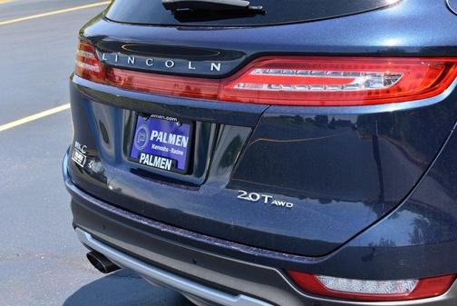 Midnight Sapphire Blue Metallic 2017 Lincoln MKC Reserve