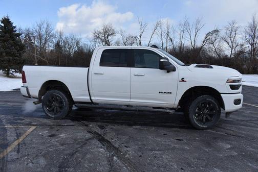 2026 RAM 2500 Laramie Crew Cab 4x4 6'4' Box