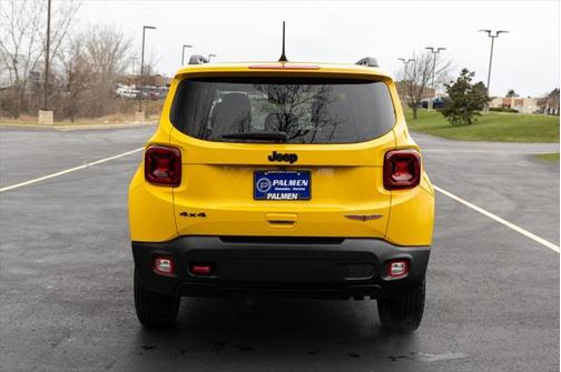 2023 Jeep Renegade Trailhawk