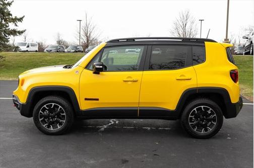 2023 Jeep Renegade Trailhawk