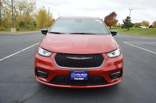 2026 Chrysler Pacifica L