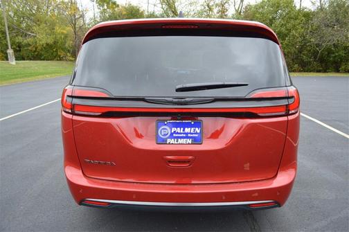 2026 Chrysler Pacifica L