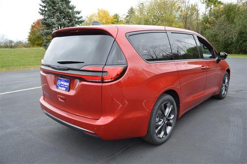 2026 Chrysler Pacifica L