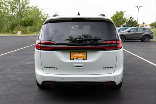 2024 Chrysler Pacifica Limited