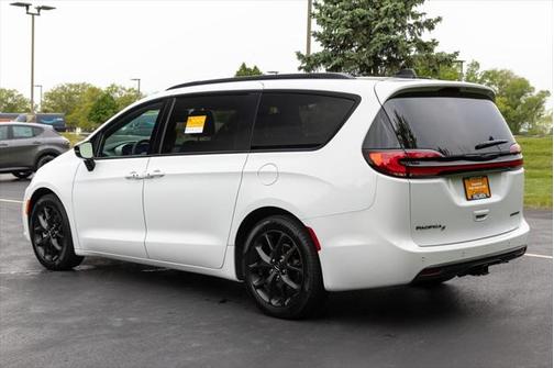 2024 Chrysler Pacifica Limited