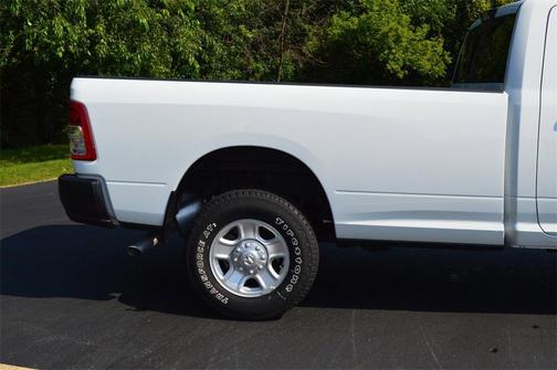 2024 RAM 2500 Tradesman Regular Cab 4x4 8' Box