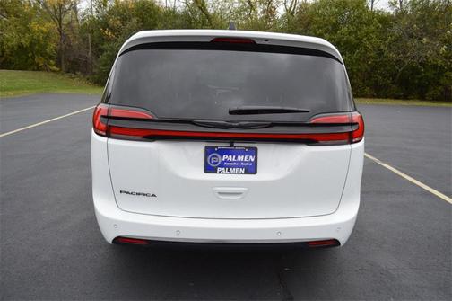 2026 Chrysler Pacifica L