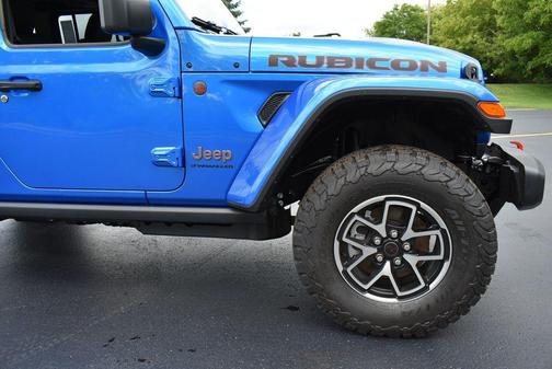 Hydro Blue Pearlcoat 2026 Jeep Wrangler Rubicon