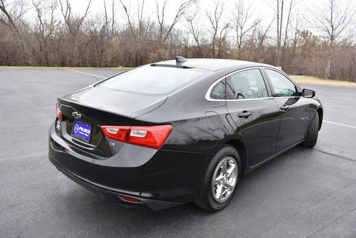 Mosaic Black Metallic 2016 Chevrolet Malibu LS