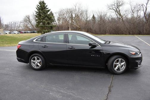 Mosaic Black Metallic 2016 Chevrolet Malibu LS