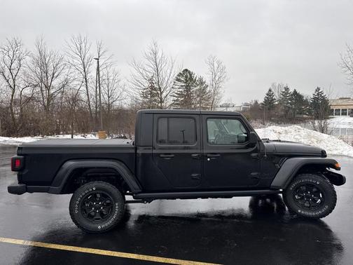 2022 Jeep Gladiator Willys 4x4